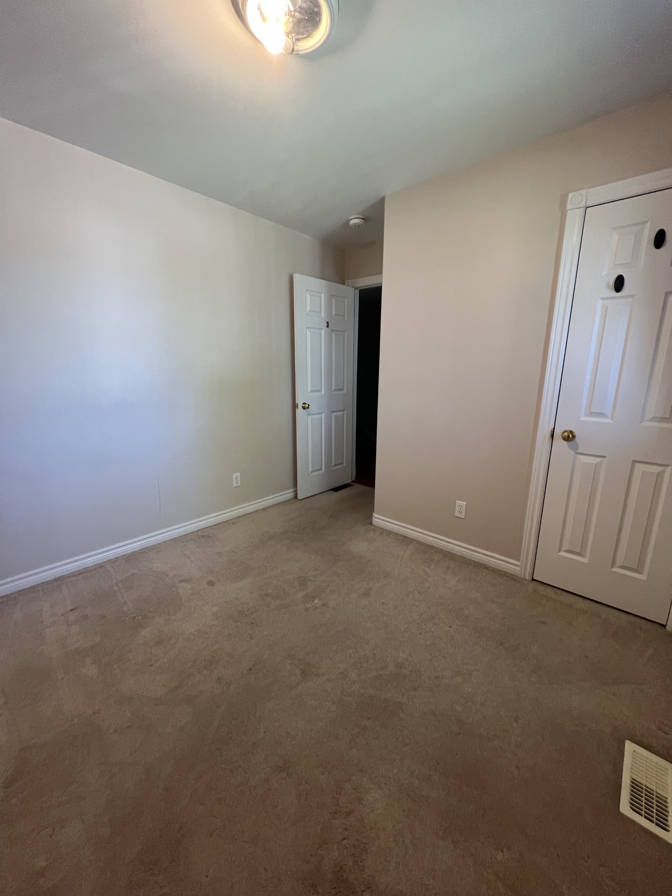 157 Milroy Drive - Property