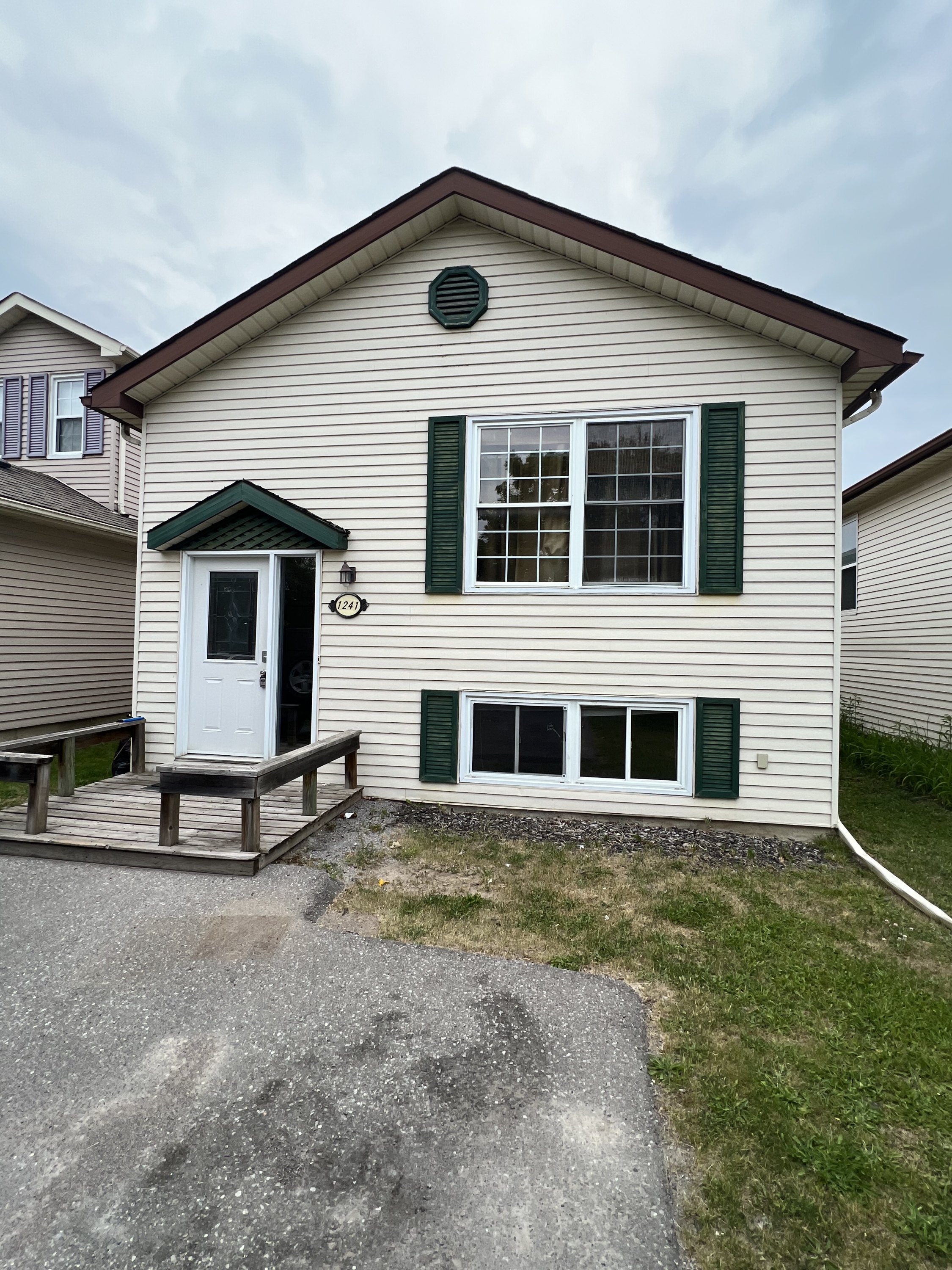 1241 Huntington Circle - Property