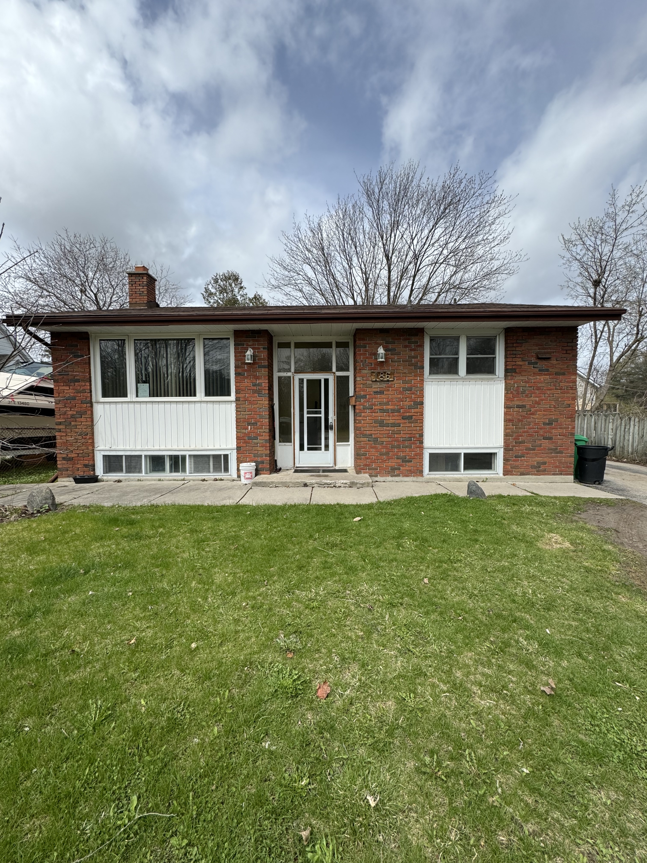 186 Collison Avenue