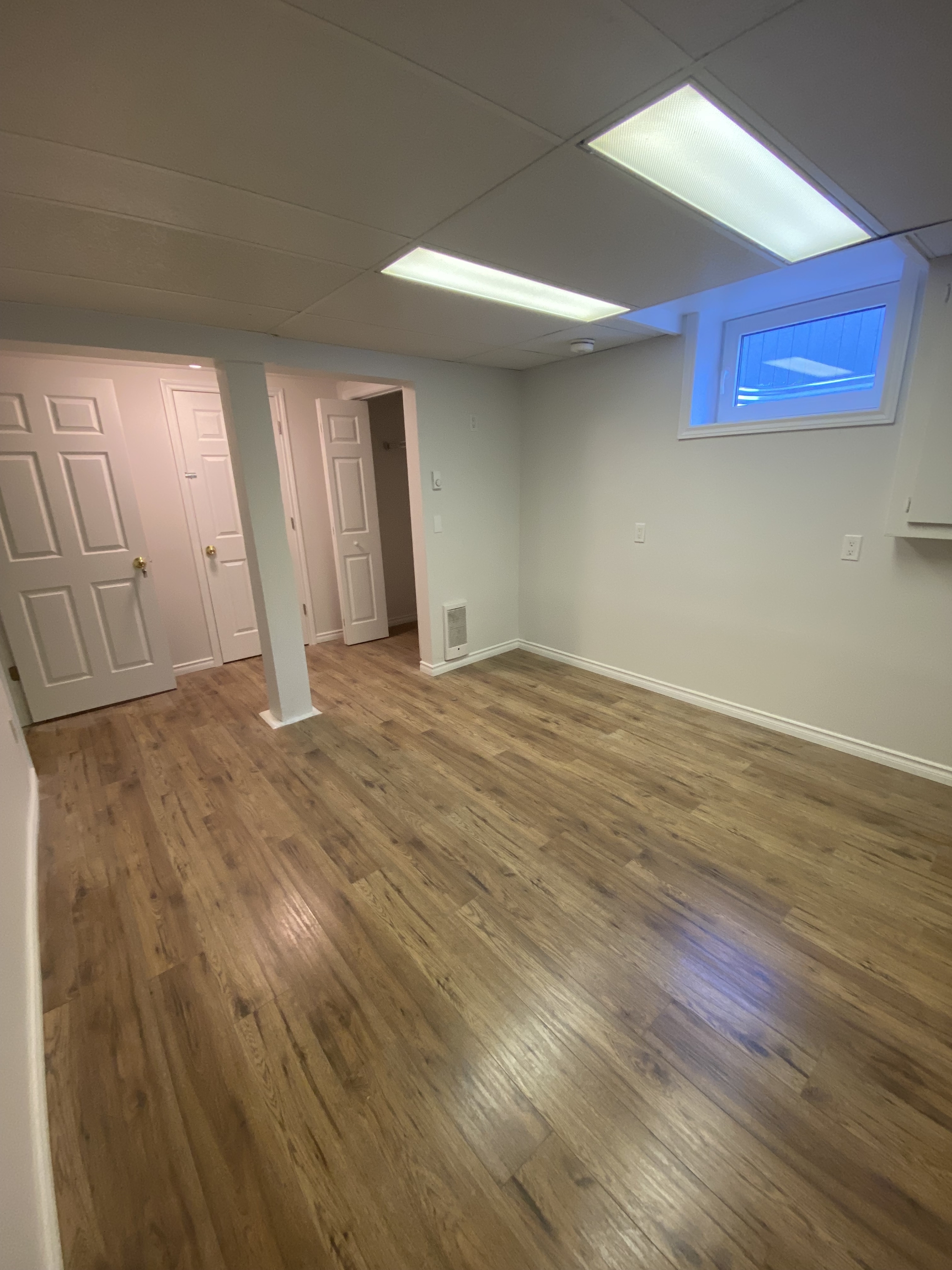 612 Romaine St. - 8