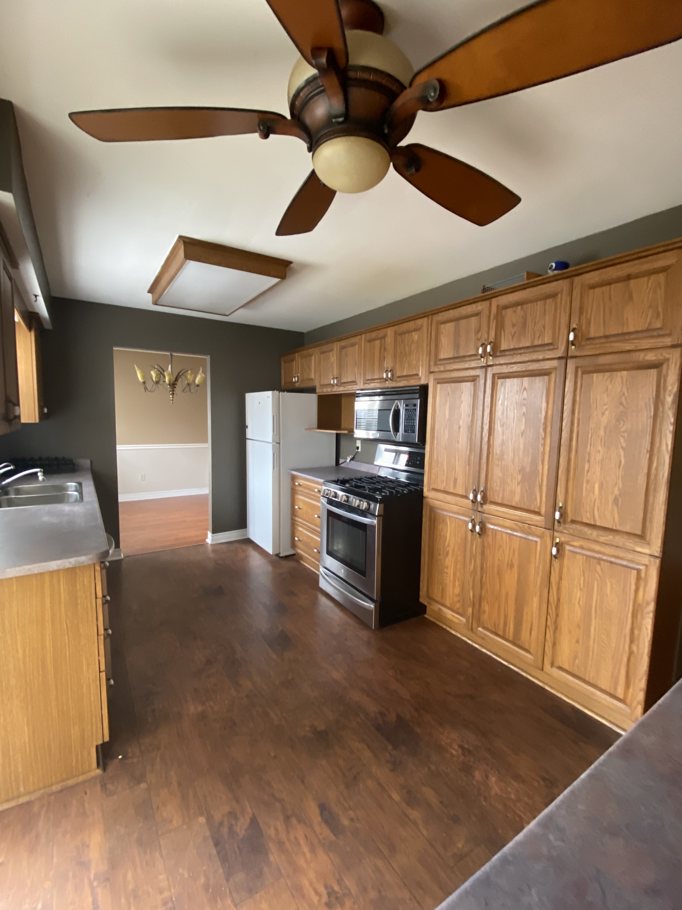 1103 Huntington Cir - Property