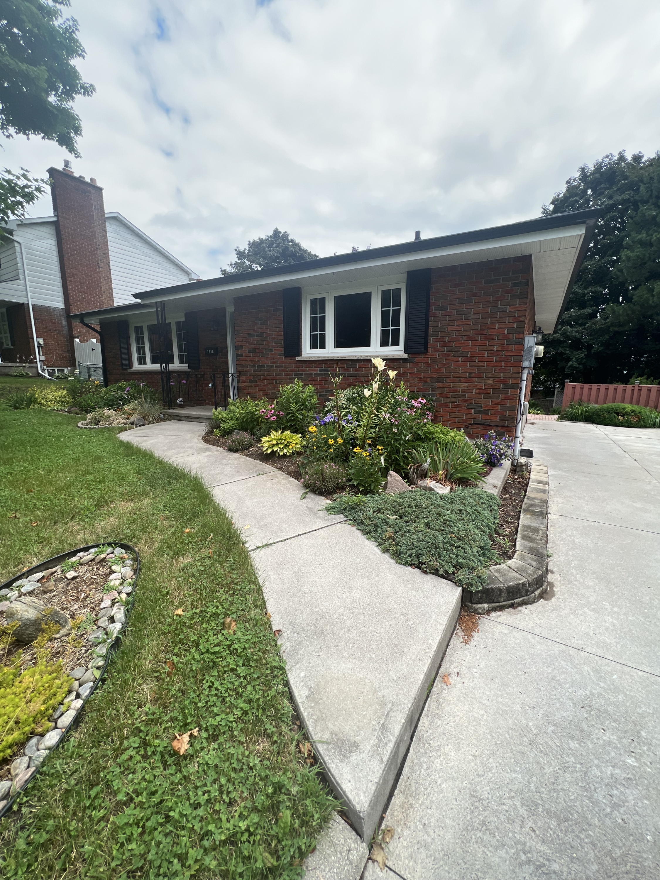 1318 Amundsen Avenue